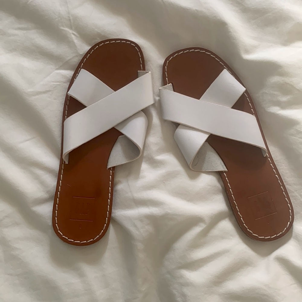 Gap White Brown Sandals Size 8